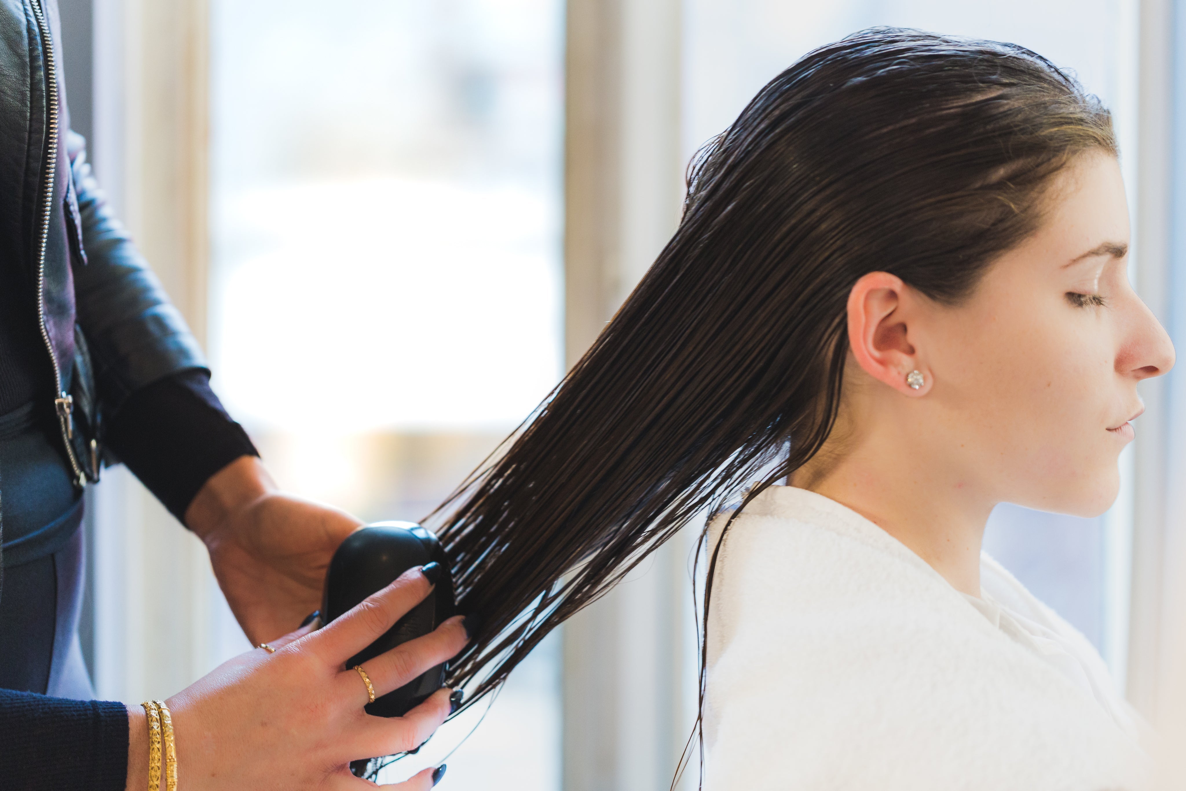 Sun-Kissed but Not Sun-Damaged: How to Protect Your Hair from Summer’s Rays